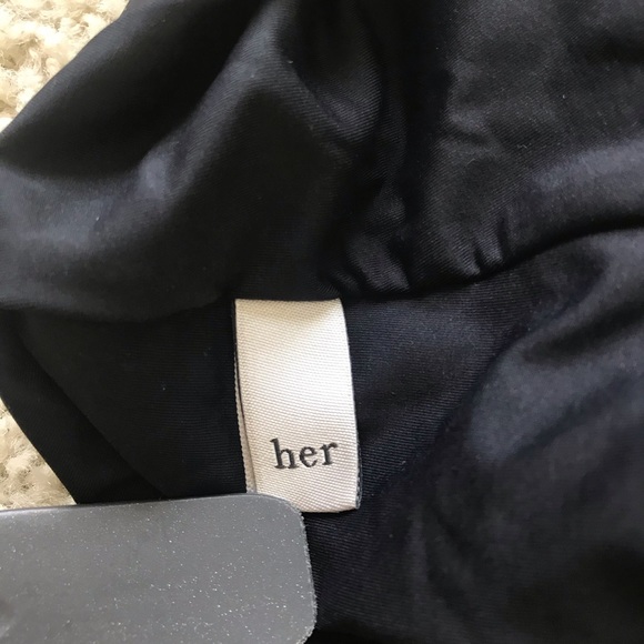 Her Ester One-Piece Swimsuit - Picture 8 of 12